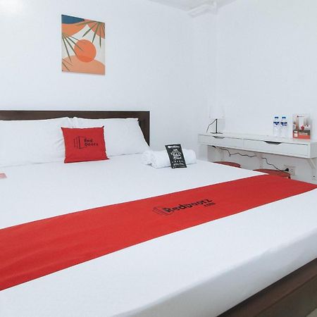 Reddoorz Near Ust Sampaloc Manila Hotel Exterior photo