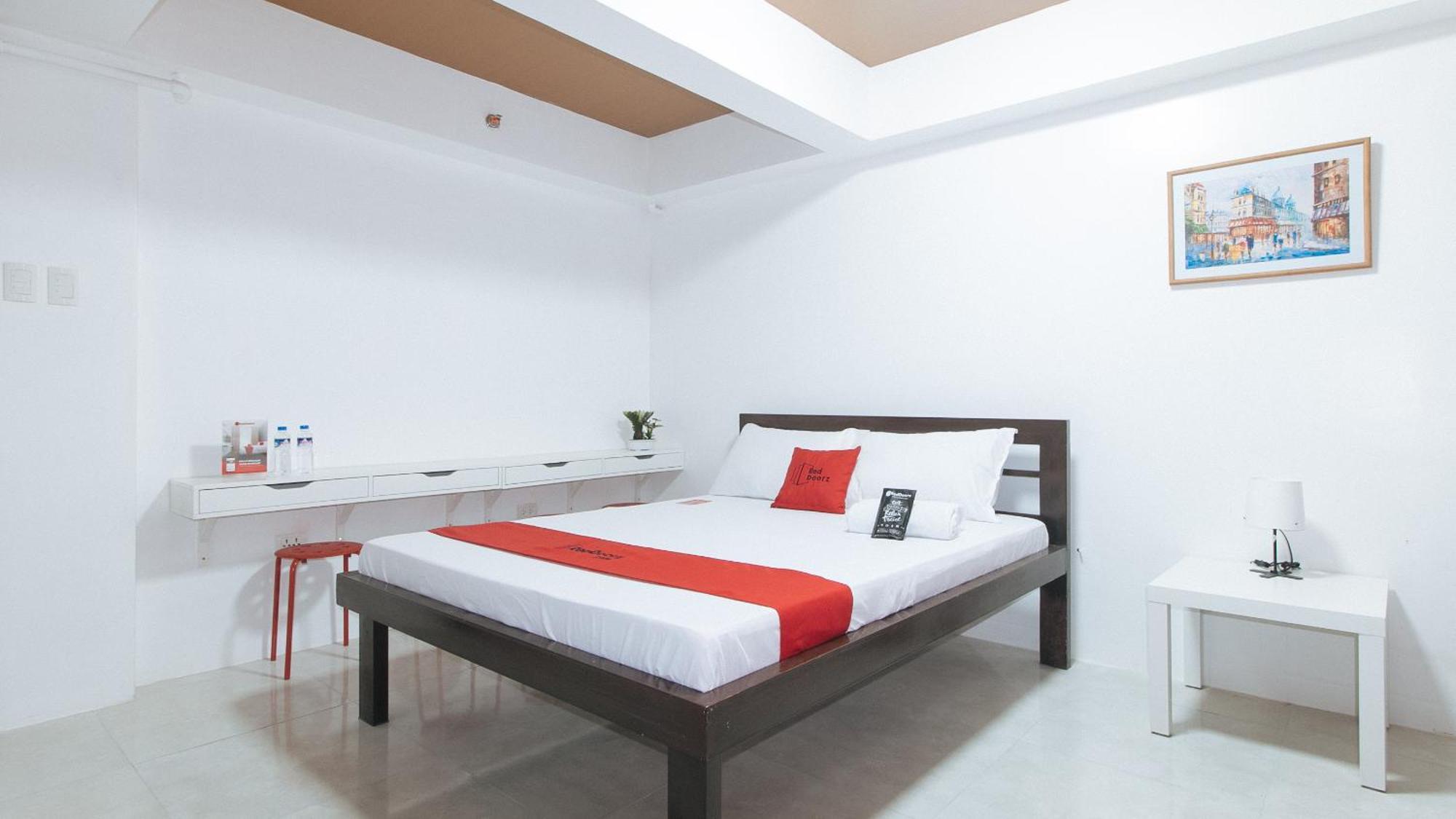 Reddoorz Near Ust Sampaloc Manila Hotel Exterior photo