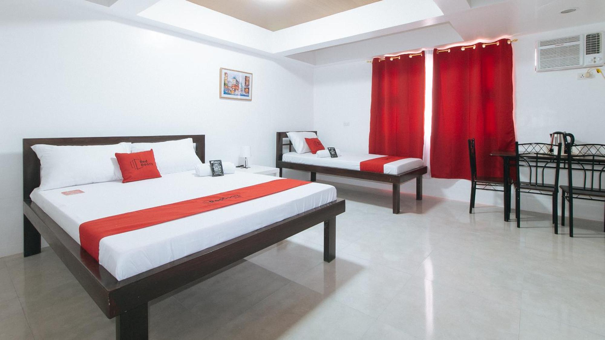 Reddoorz Near Ust Sampaloc Manila Hotel Exterior photo