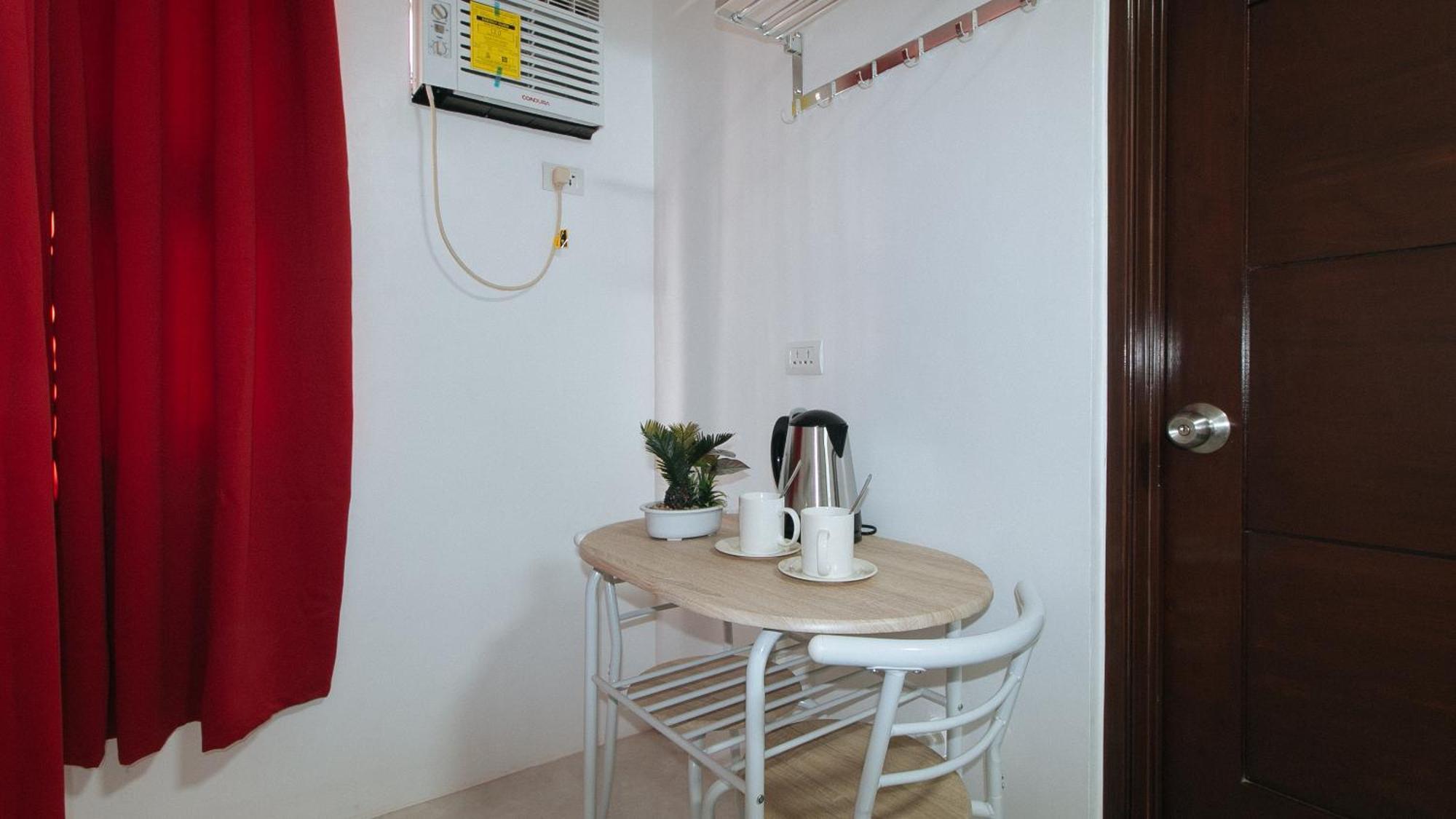 Reddoorz Near Ust Sampaloc Manila Hotel Exterior photo