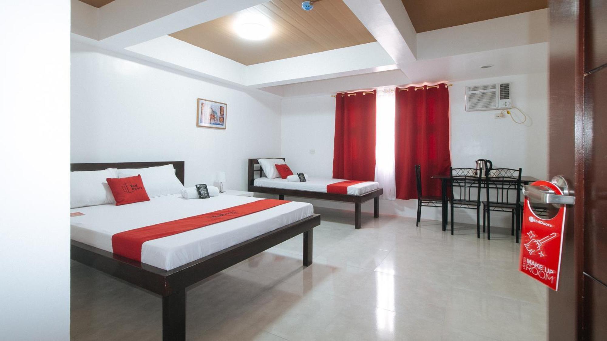 Reddoorz Near Ust Sampaloc Manila Hotel Exterior photo